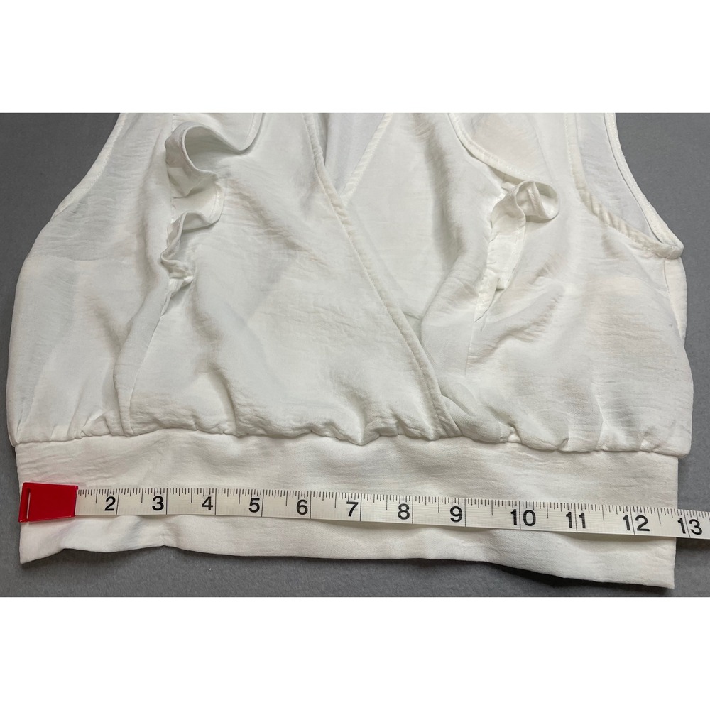 Monteau Los Angeles White Ruffle Wrap Top Sleeveless Smocked Back Womens M - Picture 8 of 9